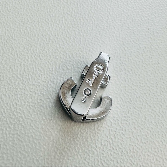 NWT Keep Collective Anchor Charm - Silver with Crystals - Picture 3 of 5